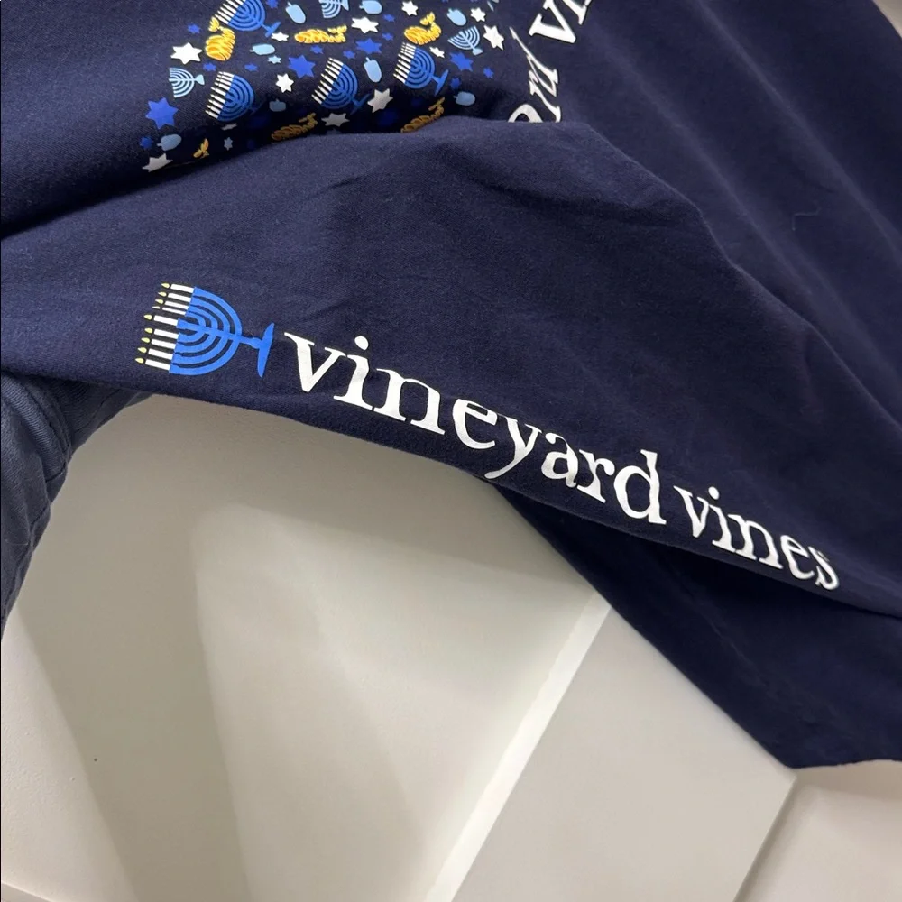 Vineyard Vines Menorah T-Shirt Long Sleeve Men Navy Blue Crewneck M, like new - Picture 6 of 7
